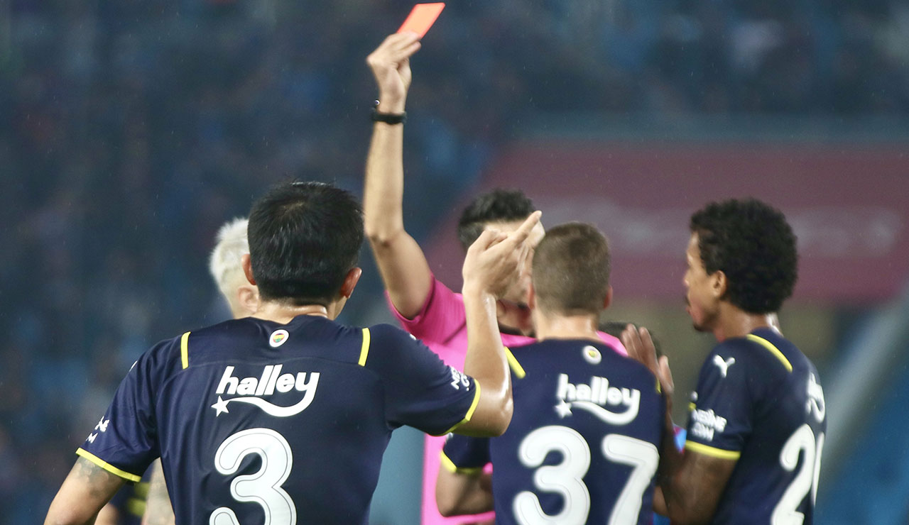 Pereira kararını verdi: Mesut Özil yeniden kulübeye Pereira kararını verdi: Mesut Özil yeniden kulübeye