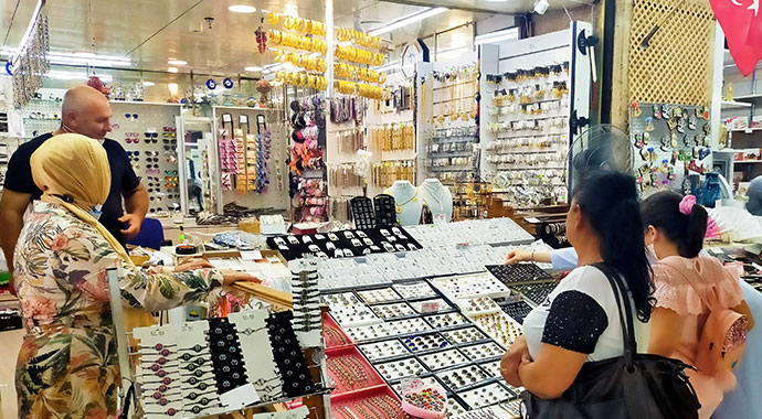 Altın fiyatları uçtu, düğünlerin yeni gözdesi imitasyon altınlar oldu