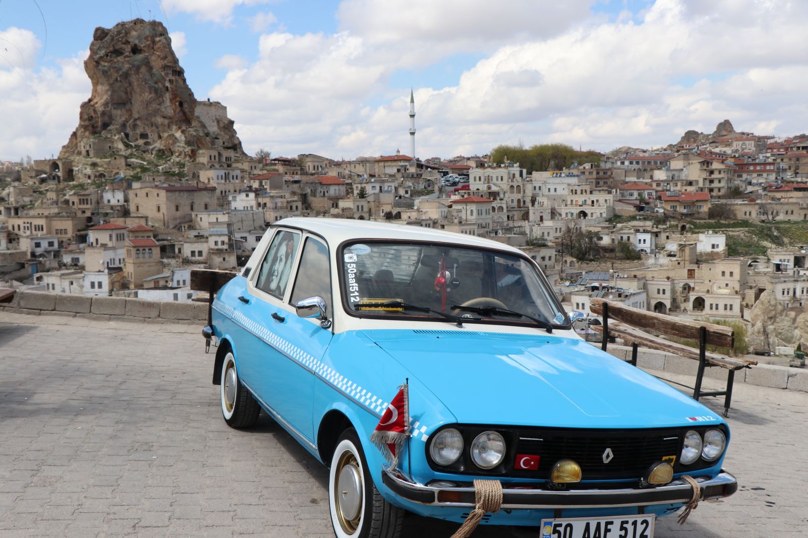 1987 model aracına yaptığını görenler gözlerine inanamıyor 1987 model aracına yaptığını görenler gözlerine inanamıyor
