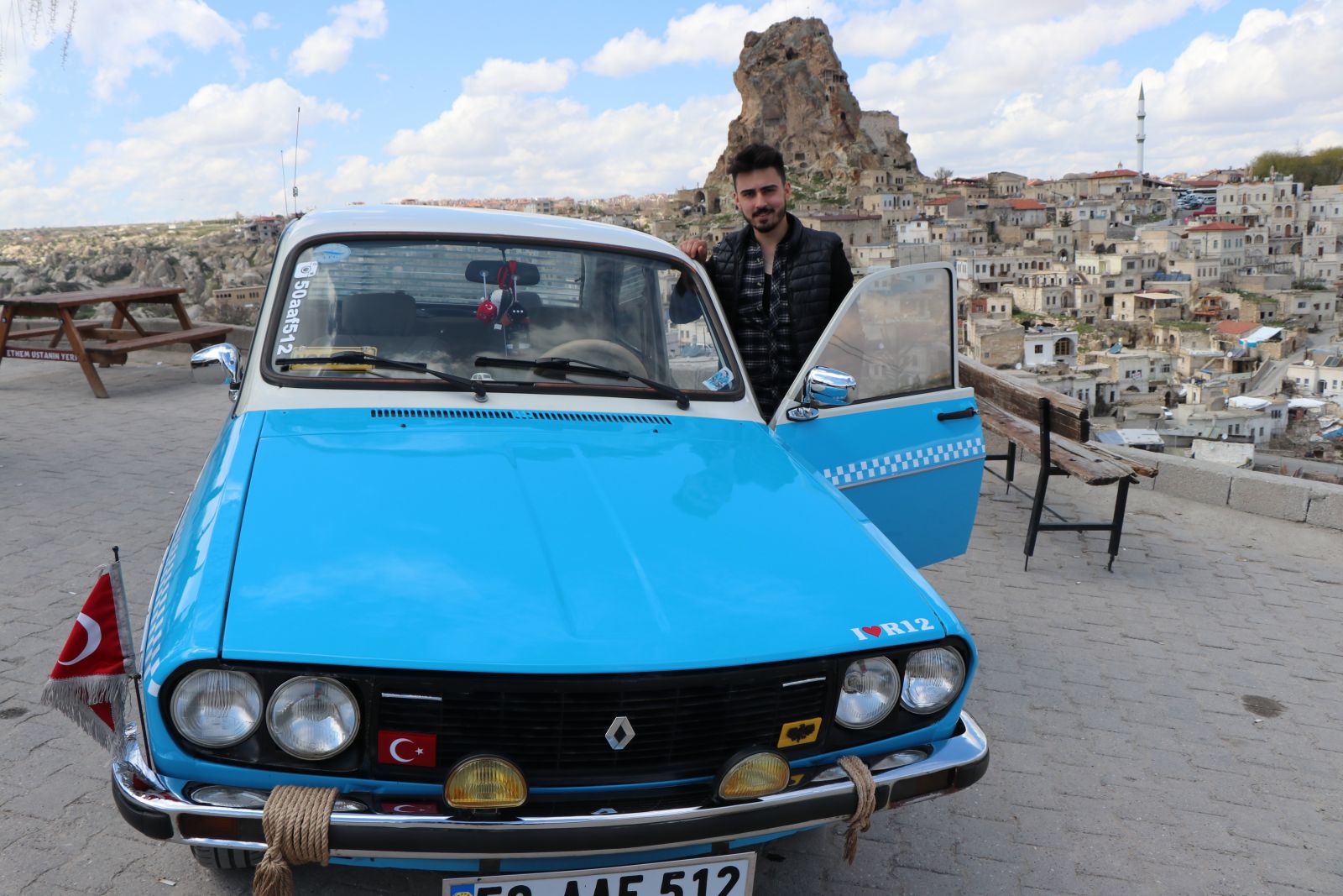 1987 model aracına yaptığını görenler gözlerine inanamıyor 1987 model aracına yaptığını görenler gözlerine inanamıyor