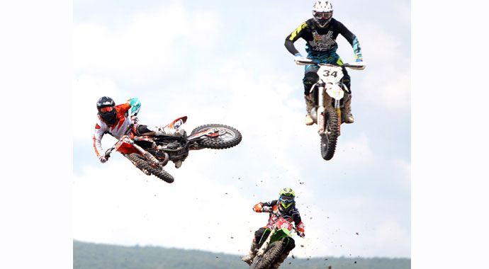 Uçan Motosikletler Çatalca’da