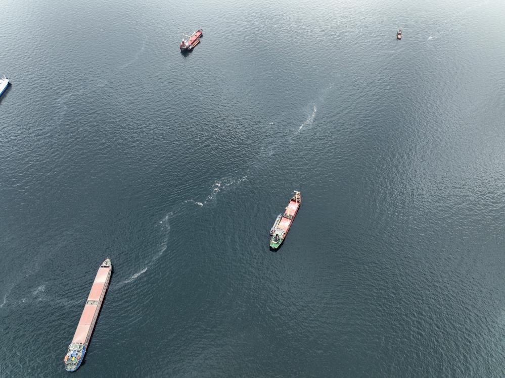 İstanbul’da denizdeki kirlilik dron ile görüntülendi: Müsilaj olabilir