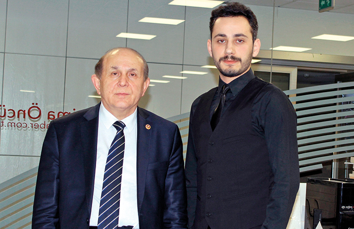 Burhan Kuzu: Yeni bir partiye kimse sıcak bakmaz