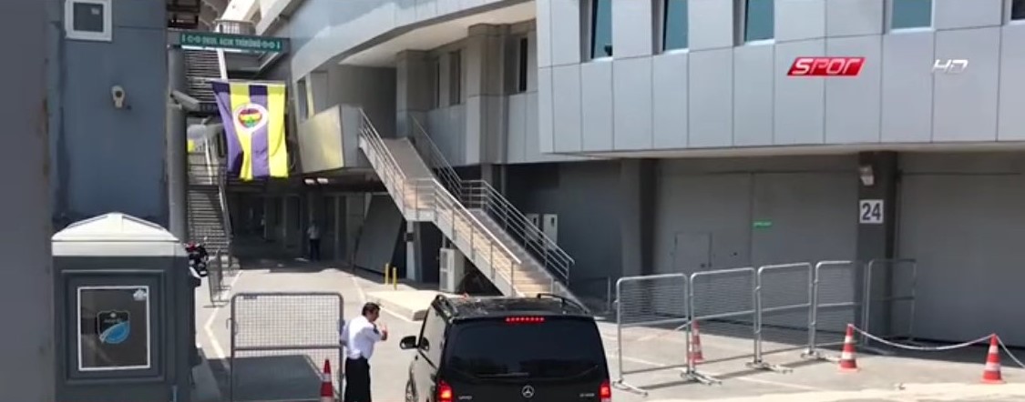 Fenerbahçe'den Emre Mor hamlesi!