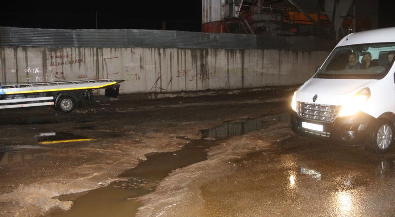 Erzurum'da 25 metrelik çukurun başında araç nöbeti