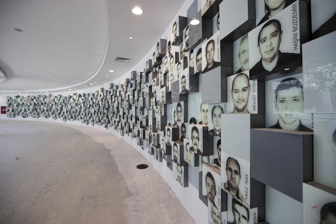 Karanlık geceyi hafızalarda diri tutacak