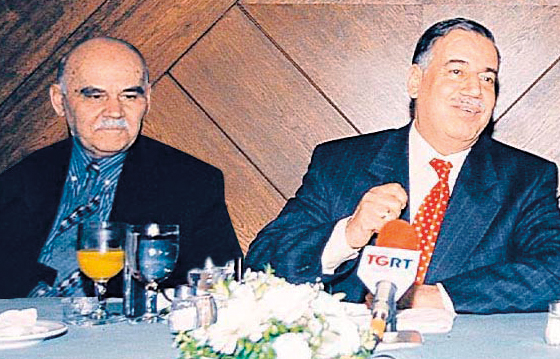 Merhum Necati Amca: Masayı silmek de şereftir