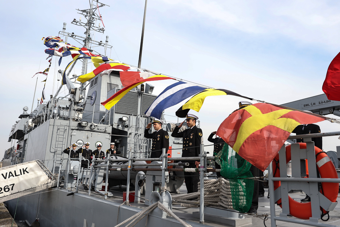 NATO Daimi Mayın Karşı Tedbirleri Deniz Görev Grubu-2'nin komutası Türkiye'ye geçti