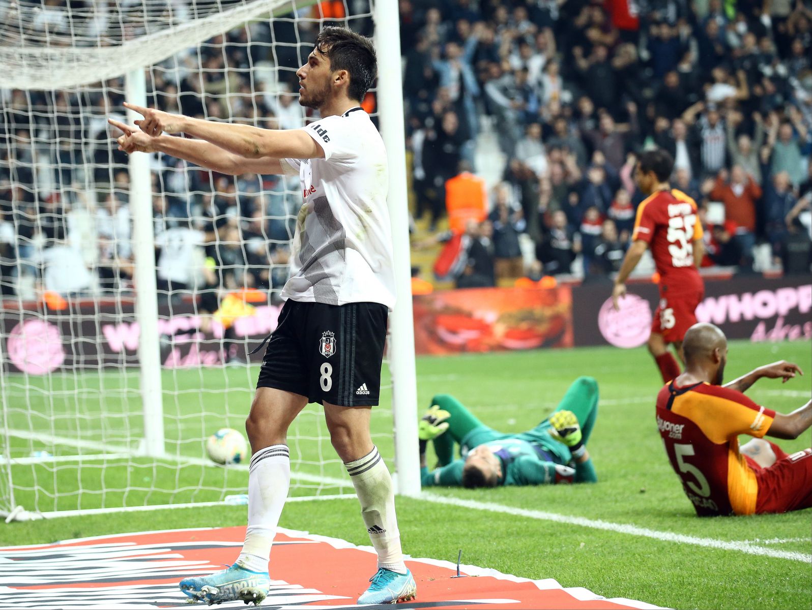 Umut golü attı, maç sonu 3’lüsünü çektirdi