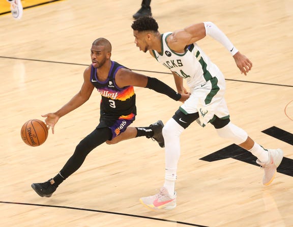 NBA'de final heyecanı: İlk maç Phoenix'in NBA'de final heyecanı: İlk maç Phoenix'in