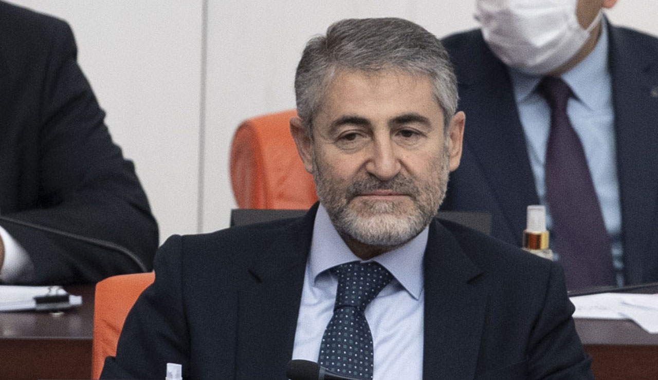 Türk lirası güvenli liman: Bir günde yaklaşık 2,5 milyar dolar sattık