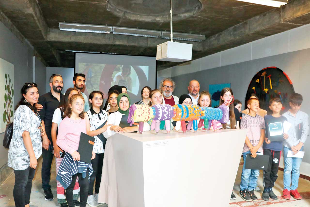 Nehirden sanat çıktı