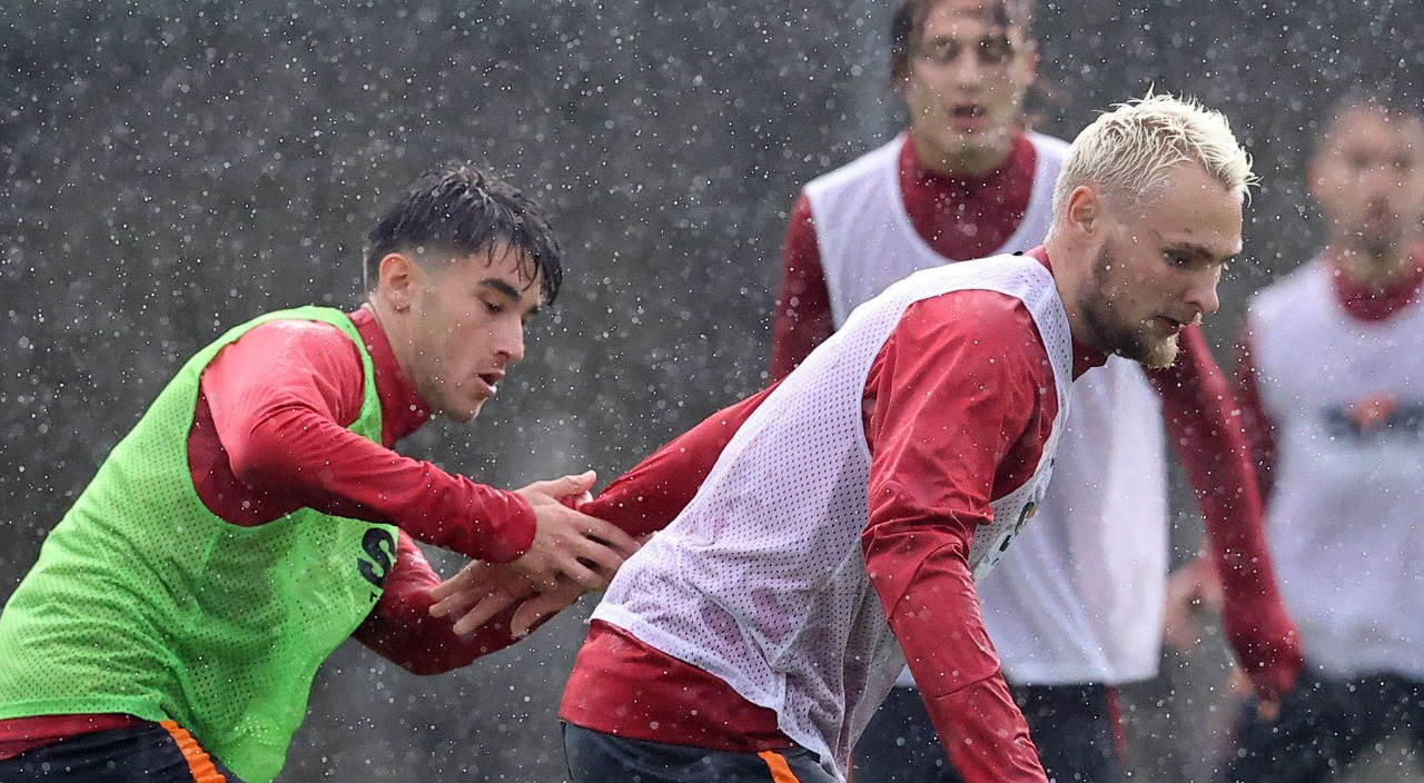 Victor Nelsson Sevilla iddialarına kaçamak cevap verdi! Galatasaray bir satış daha yapabilir Victor Nelsson Sevilla iddialarına kaçamak cevap verdi! Galatasaray bir satış daha yapabilir