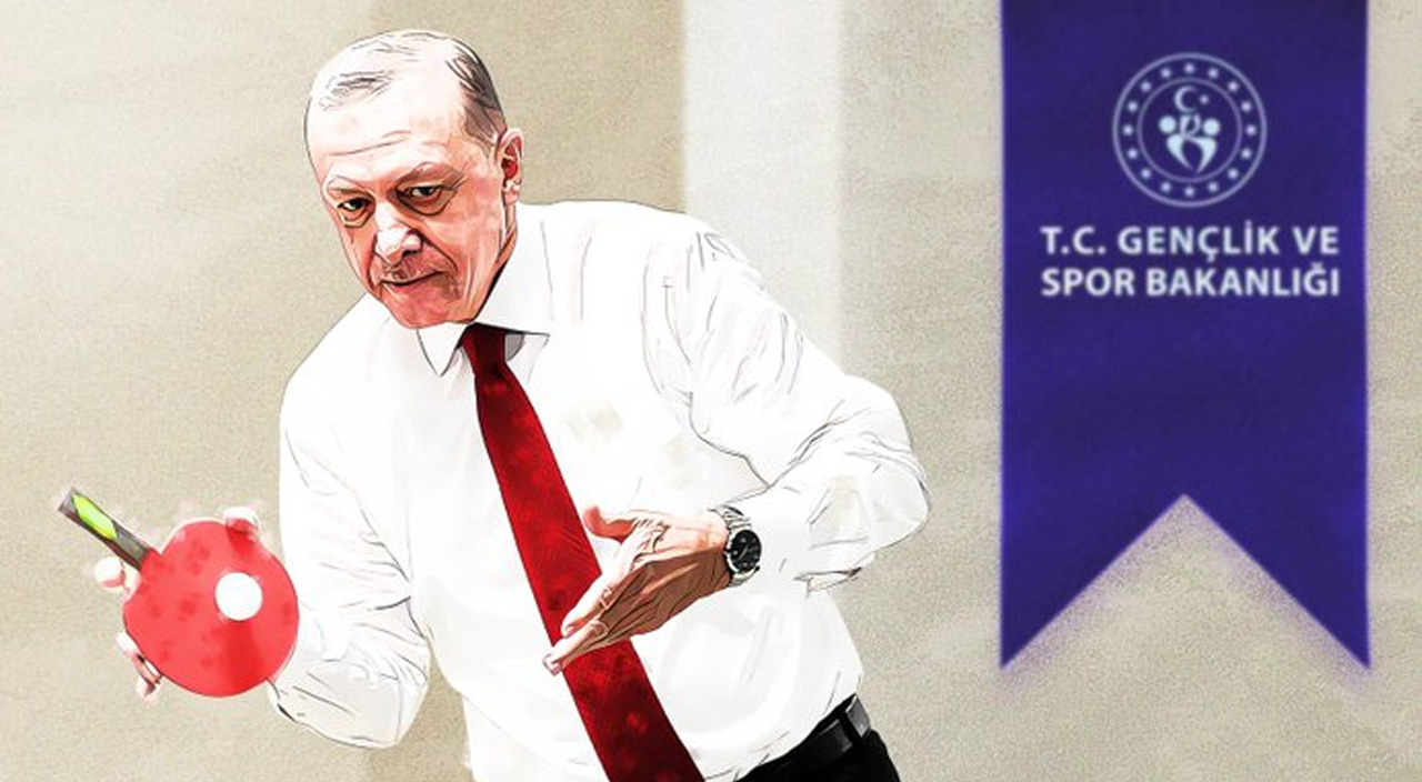 Cumhurbaşkanı Erdoğan'ın raket tutuşu NFT'ye dönüştürüldü Cumhurbaşkanı Erdoğan'ın raket tutuşu NFT'ye dönüştürüldü