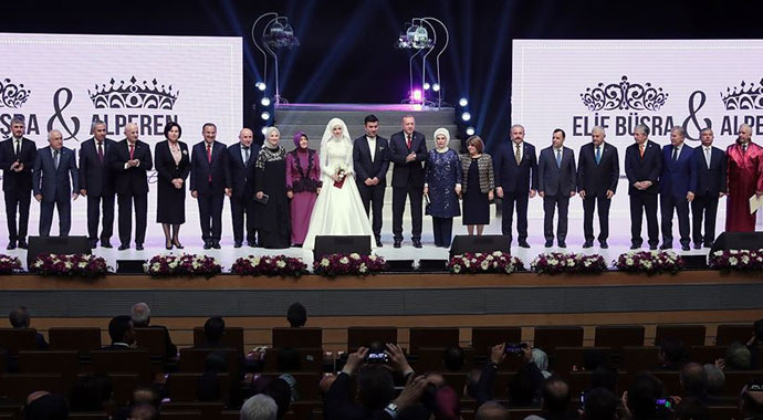 Cumhurbaşkanı Erdoğan nikah şahidi oldu