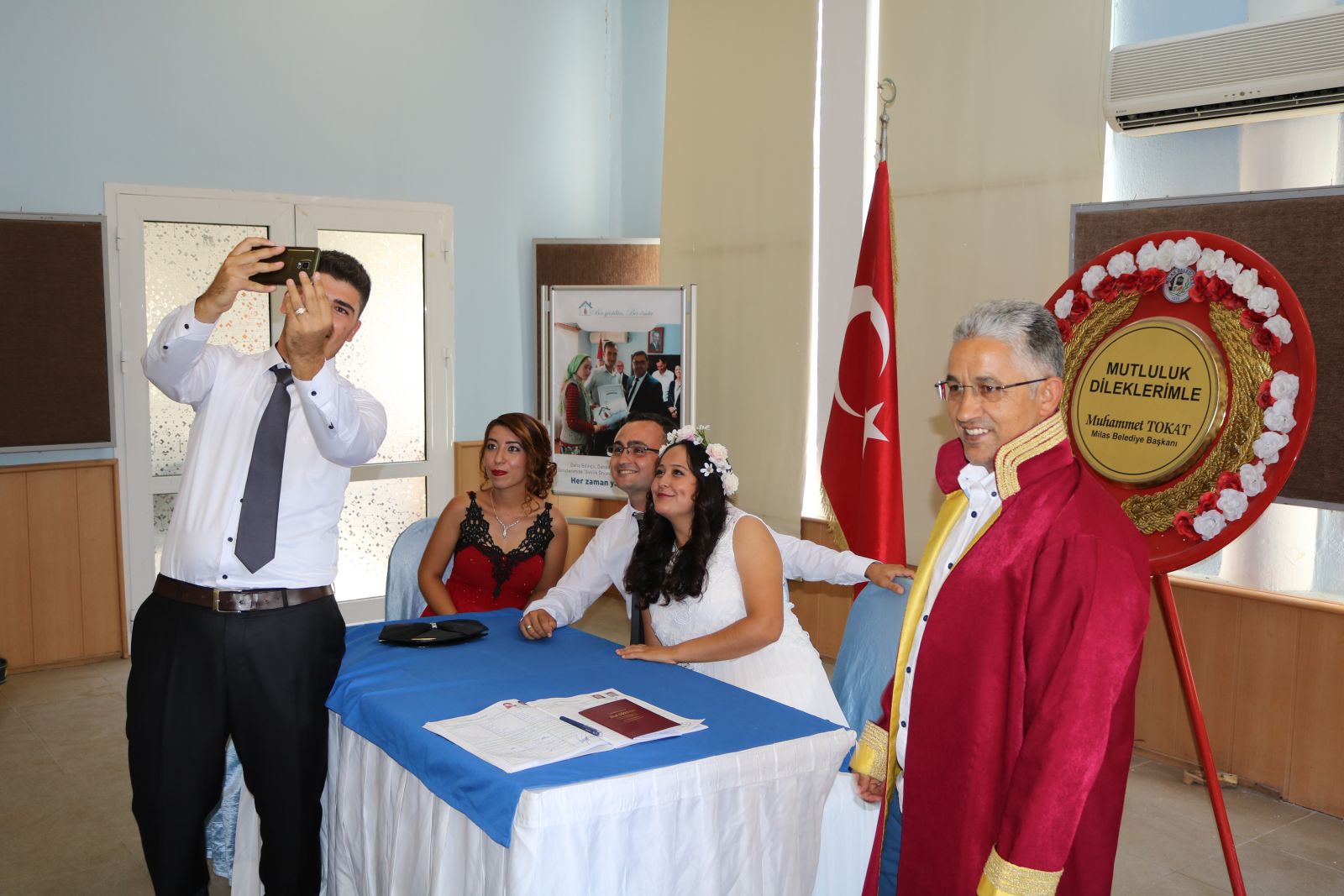 Milas'ta ilginç nikah! Birbirlerine şahit oldular