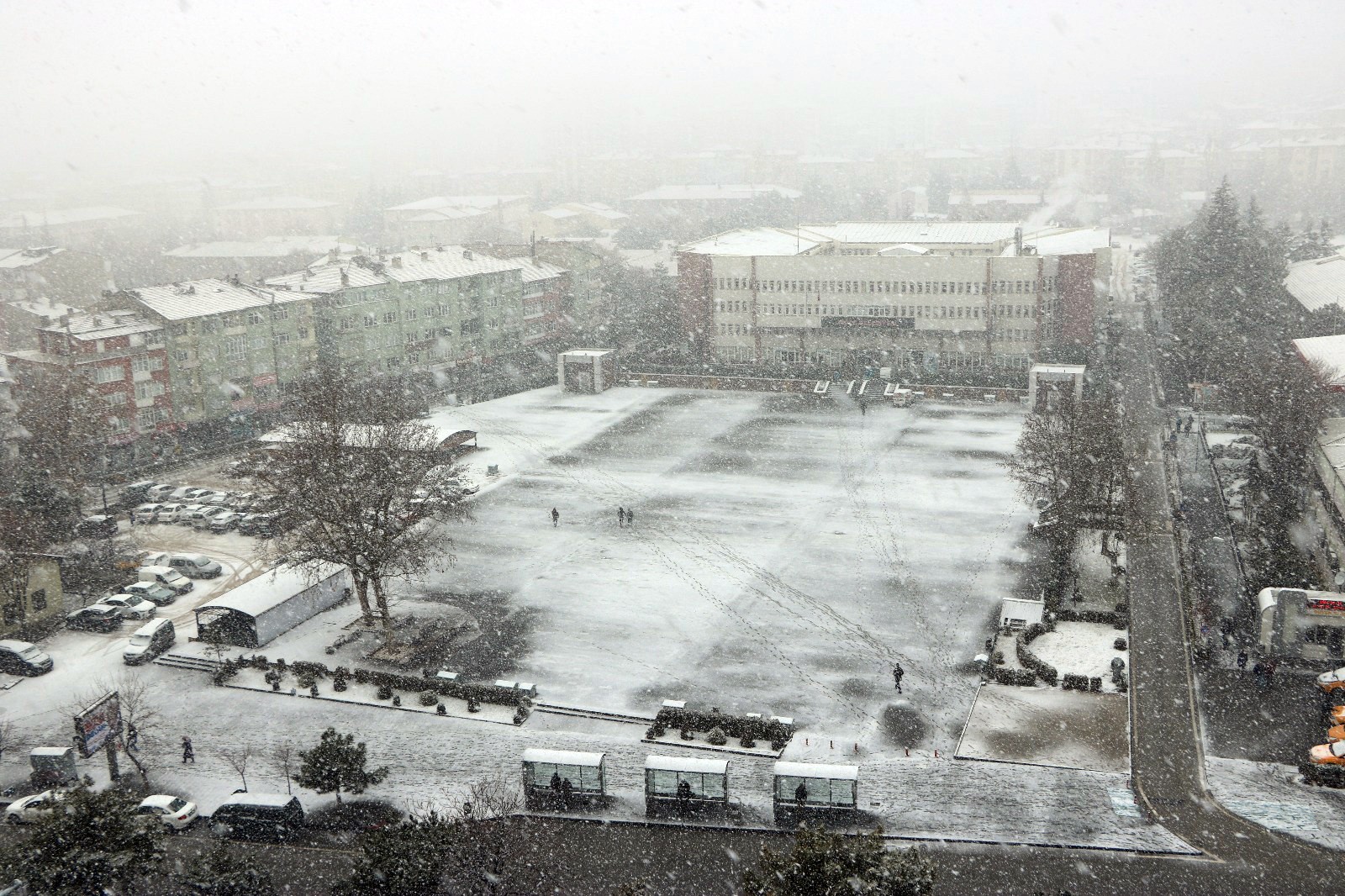 Kayseri ve Niğde'de kar yağışı başladı
