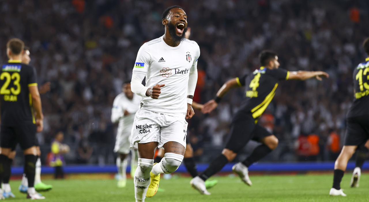 İstanbulspor - Beşiktaş maçında 4 gol var kazanan yok! Kartal 2 kez öne geçtiği maçta 2 puan daha kaybetti