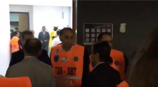 Kupayı tuzlayan Nusret'e kızan Barış Hersek