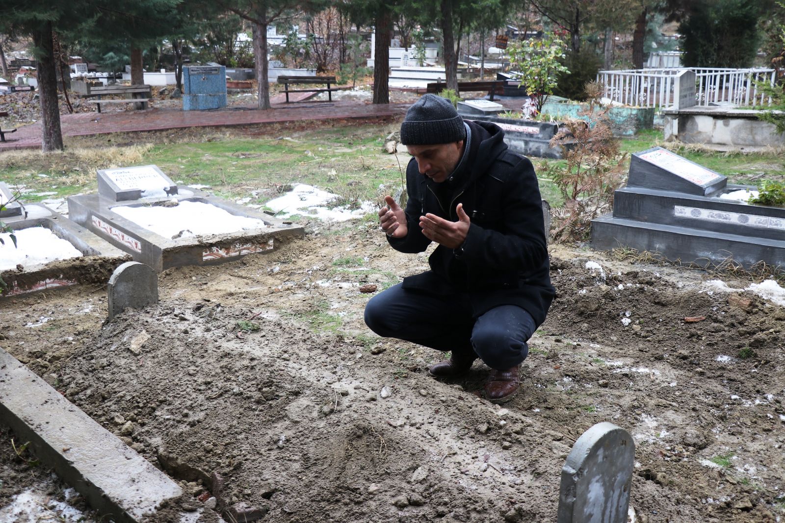 55 yıllık evli çift 5 saat arayla hayata gözlerini yumdu!