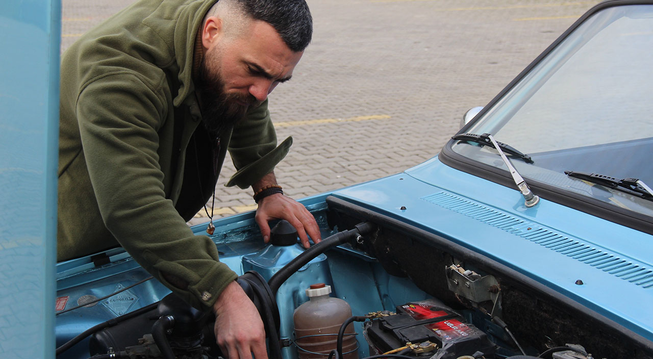 Dedesinden yadigar kaldı: 1979 model otomobili garajdan dahi çıkarmıyor