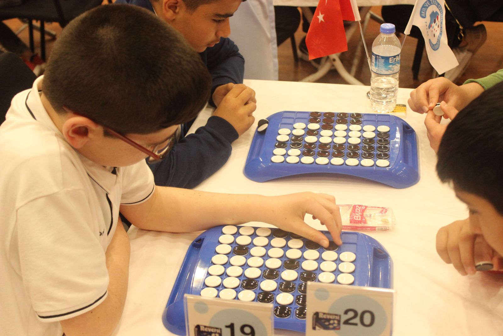 Türkiye'nin en zeki çocukları kıyasıya yarıştı