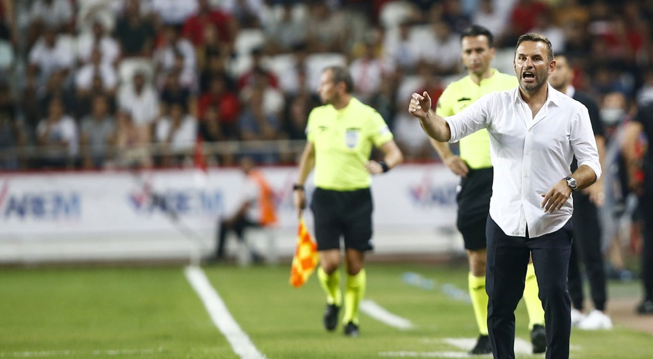 Okan Buruk: Yaptığım Gomis hamlesi çok çabuk karşılık verdi, lige 3 puanla başladık