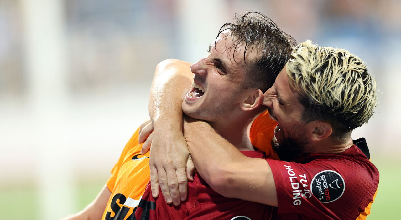 Okan Buruk müjdeyi verdi! Galatasaray antrenmanları taraftara açılıyor