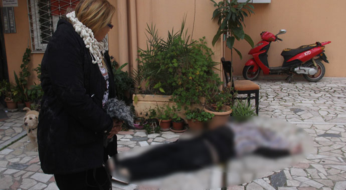 Ölen şahsın başından bir an olsun ayrılmadı