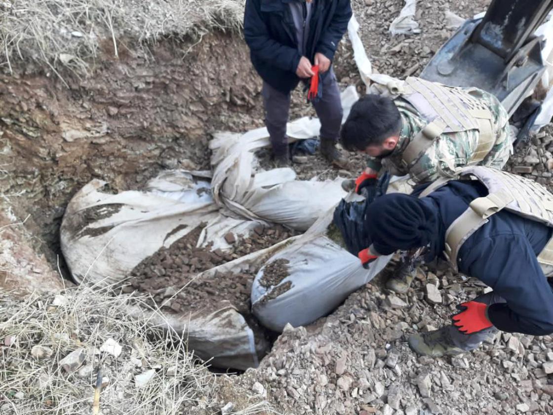 Diyarbakır'ın Lice ilçesi kırsalında 1 ton 16 kilogram esrar ele geçirildi