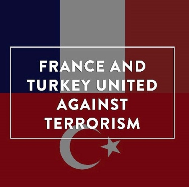 Fransa Twitter'daki Fransız bayrağının yarısını Türk bayrağı ile birleştirdi