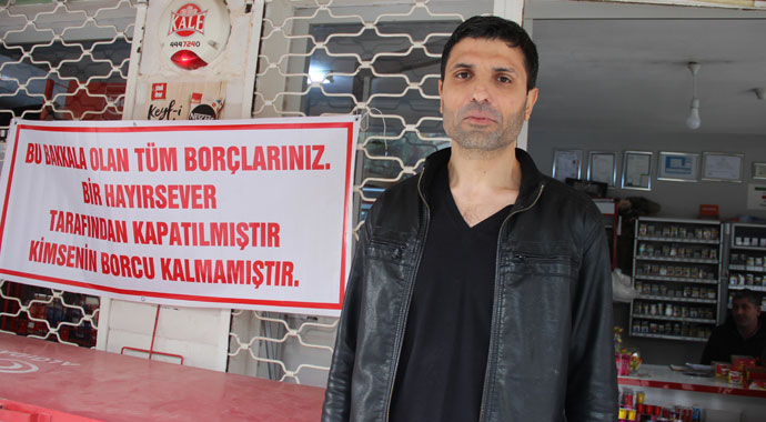 Gizemli hayırsever İzmir’de de ortaya çıktı! Tüm veresiye borçlarını ödedi