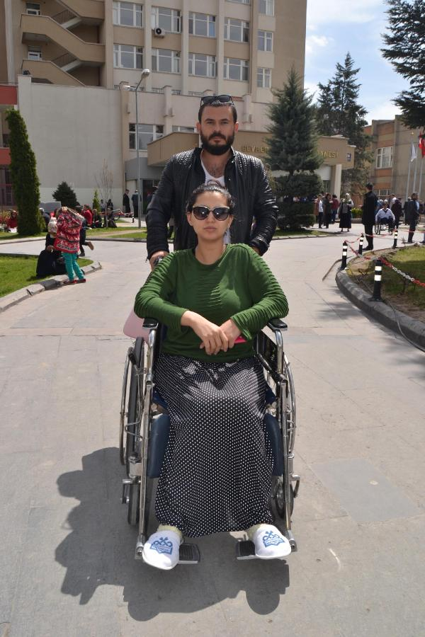 O Ses yarışmacısı Nur Cennet'ten haber var