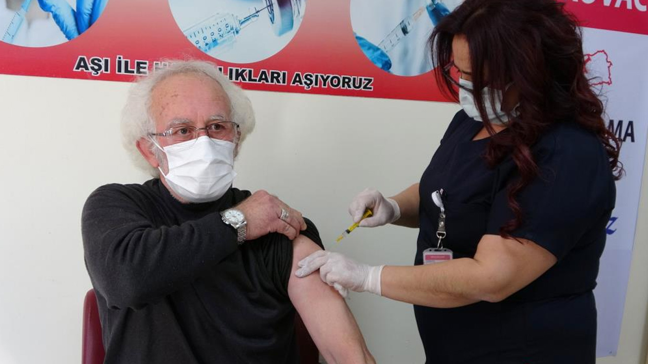 Yerli aşıya büyük ilgi: Yurdun dört bir yanında Turkovac uygulanmaya başladı