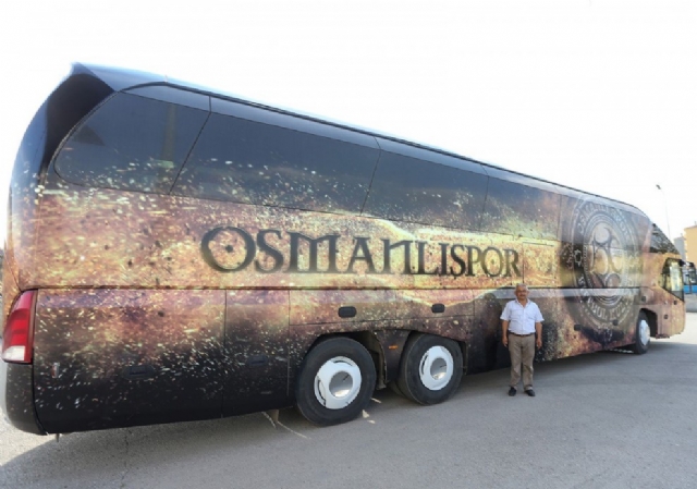 Osmanlıspor'un takım otobüsünün tasarımı yenilendi