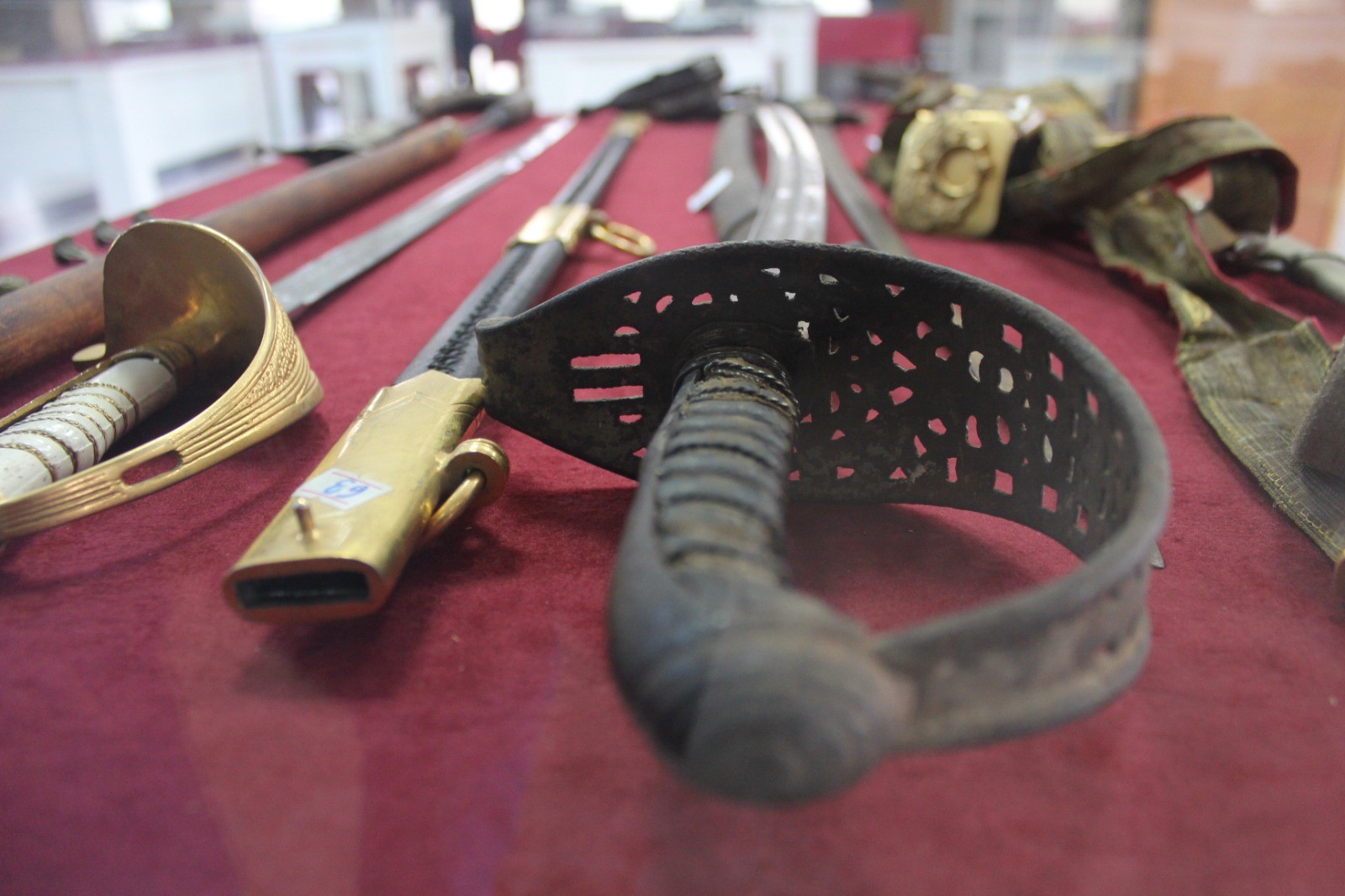 Osmanlı silahları sergisi açıldı