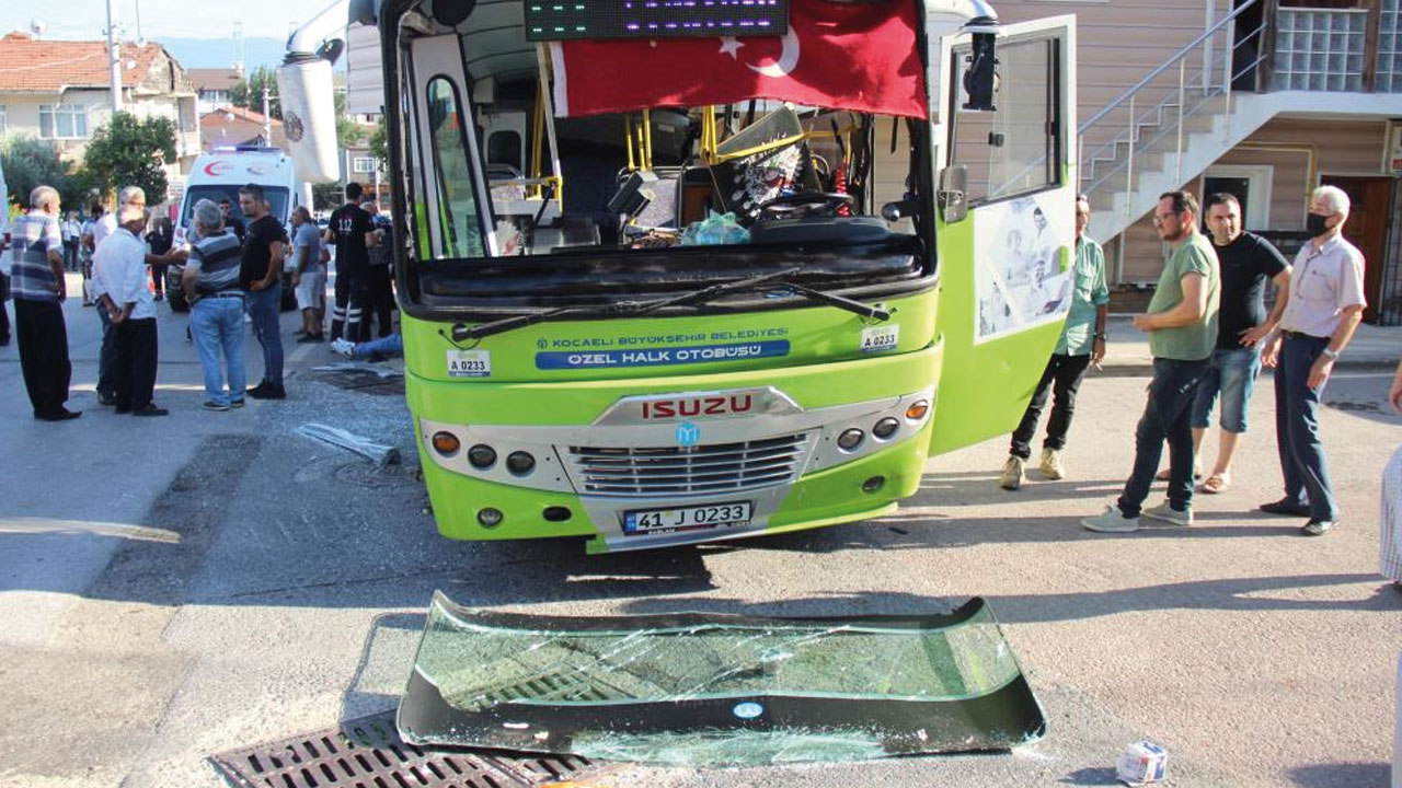 Halk otobüsünde dehşet! Geri geri kaydı, çok sayıda yolcu yaralandı