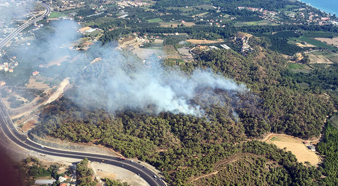 Fethiye'de orman yangını! Alevler her geçen dakika büyüyor