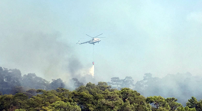 Fethiye'de orman yangını! Alevler her geçen dakika büyüyor