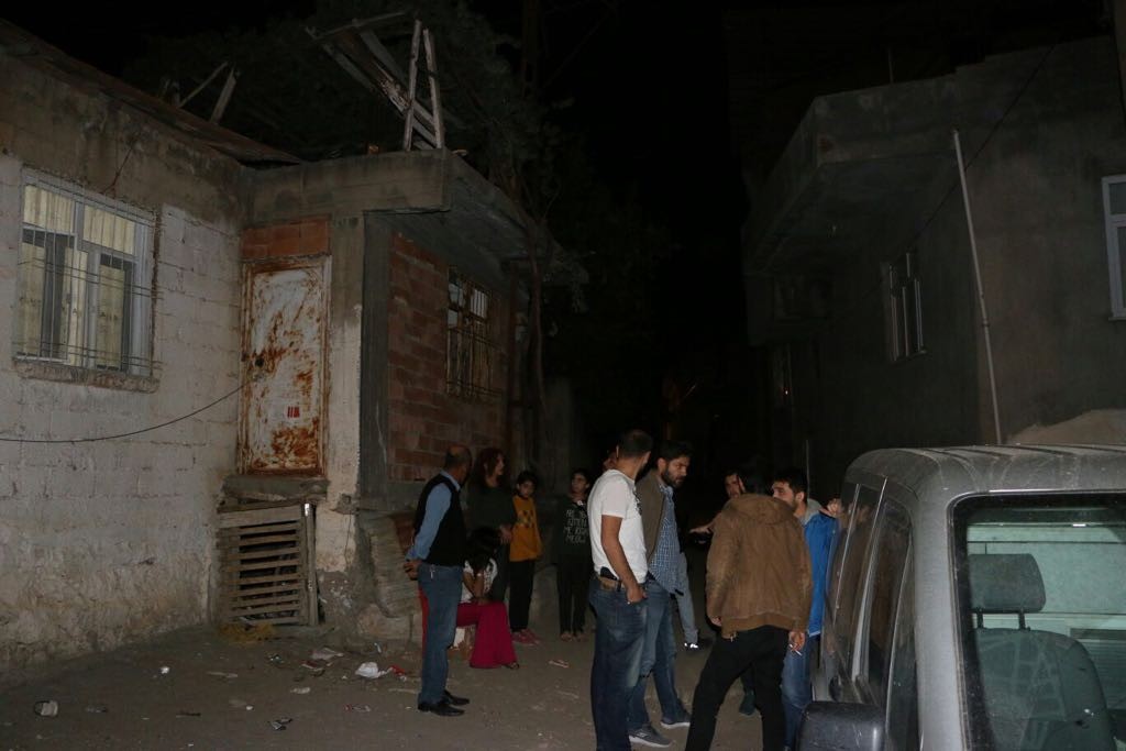 Diyarbakır'da kaymakamlığa temizliğe giden kadına PKK'dan saldırı