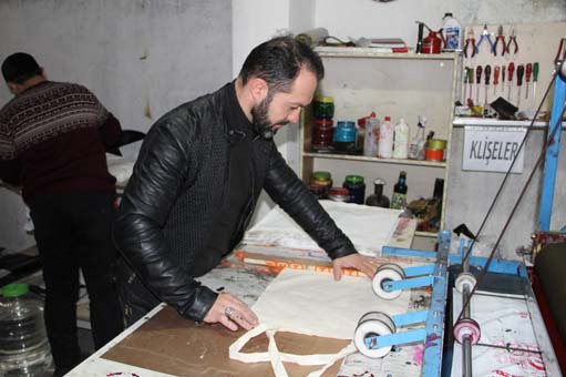 Poşetin ücretli hale gelecek olması bez çantalara ilgiyi arttırdı