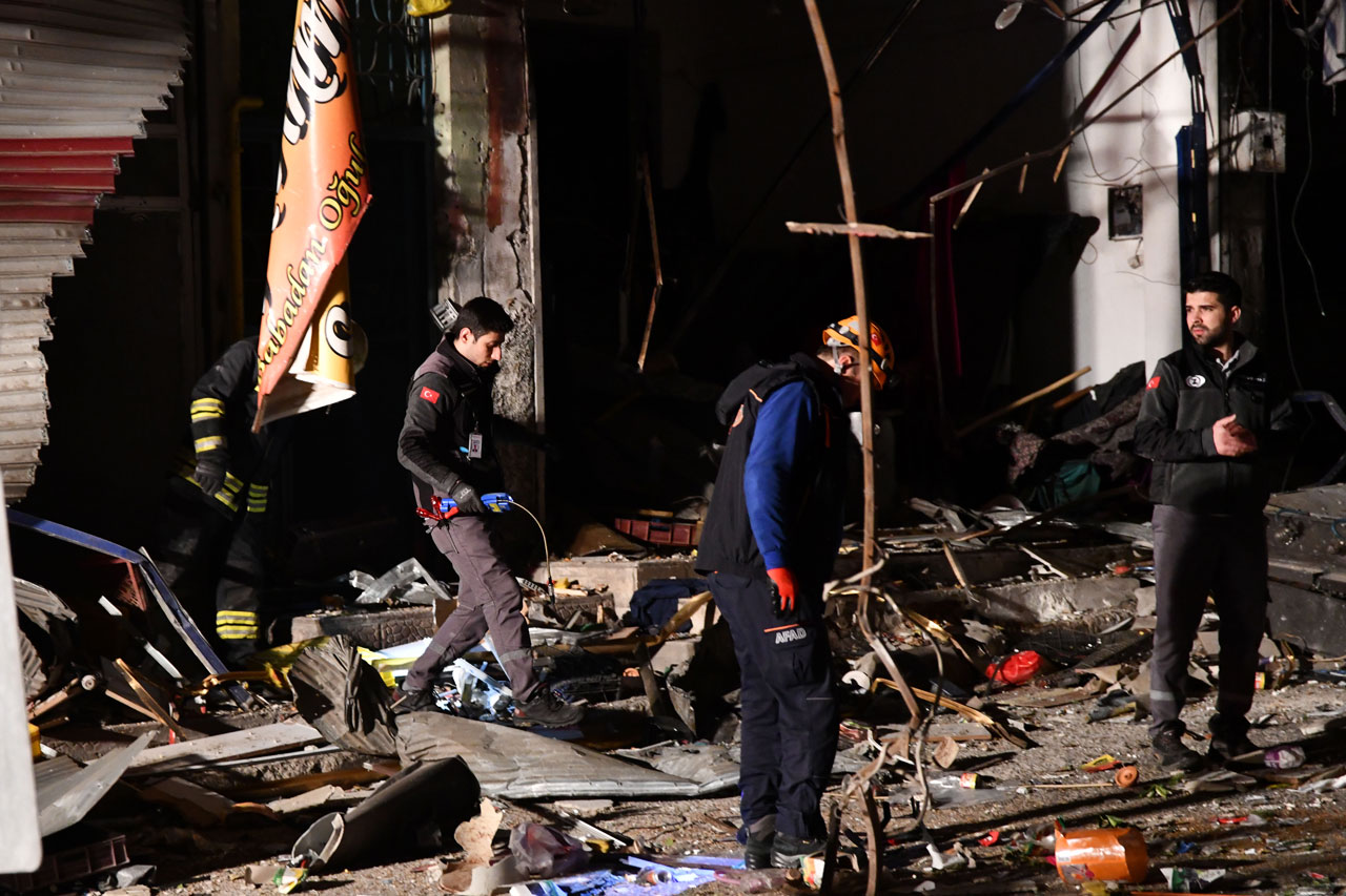 Gaziantep'te sanayi tüpü patladı: Ortalık savaş alanına döndü