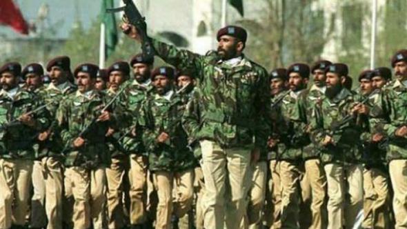 Pakistan'da Katar'a asker gönderme önergesi
