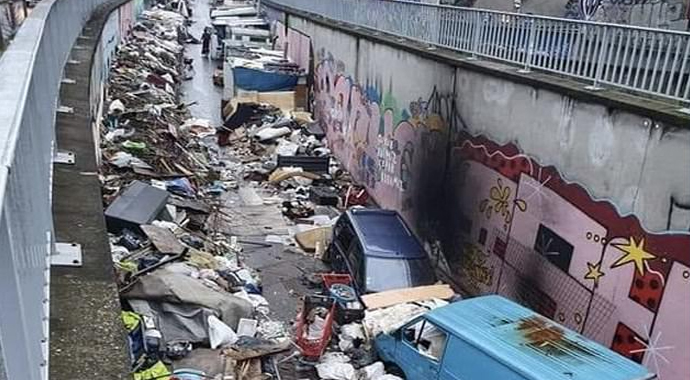 Paris dev bir çöplüğe döndü