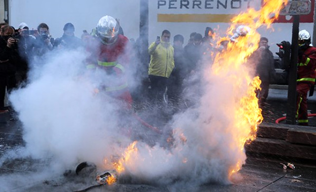 İngiliz gazetesinden Fransa için çarpıcı analiz