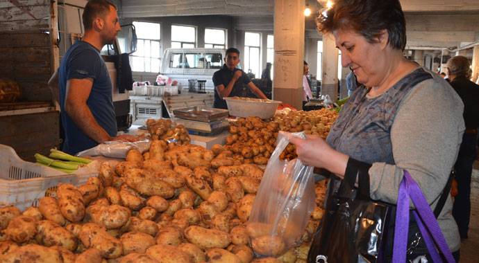 Ramazan ayıyla birlikte patates ve soğan fiyatlarında düşüş
