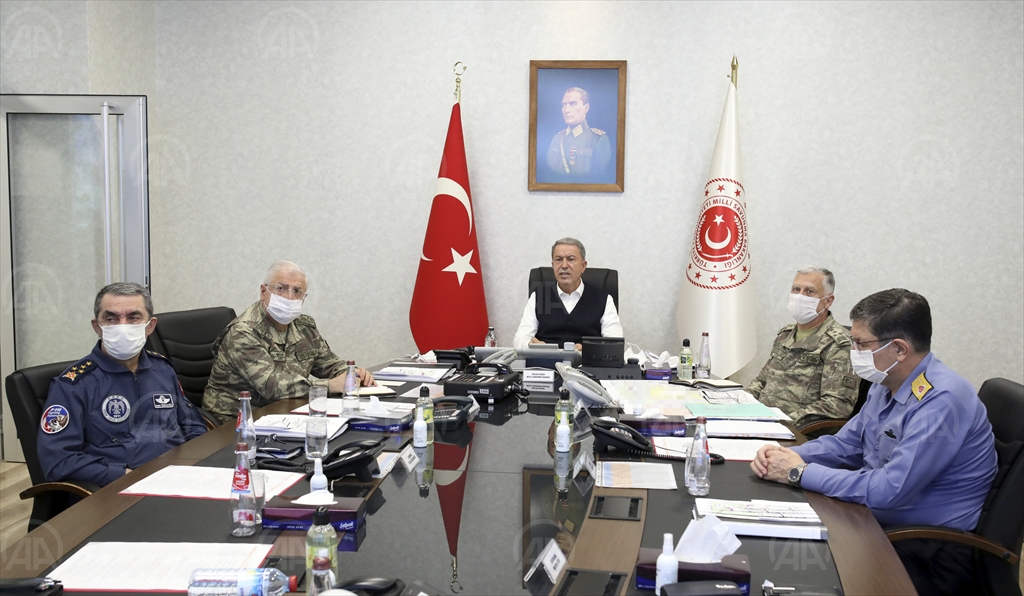 Pençe-Kaplan Operasyonu'nun ilk 36 saatinde 500'den fazla terör hedefi imha edildi