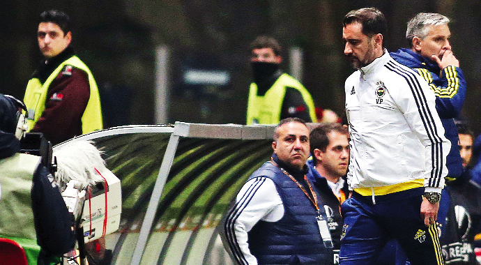 Skandala doymadı Skandala doymadı