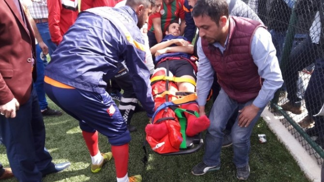 Yeşil sahada 'pes dedirten' görüntü Yeşil sahada 'pes dedirten' görüntü