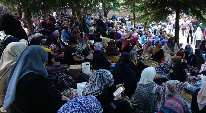 Bu pilavı yemek için 600 yıldır bu köye her yıl 20 bin kişi akın ediyor